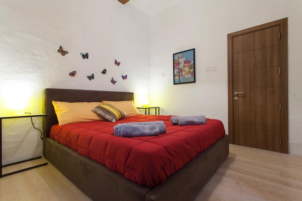 Your Apartment Il-Furjana Ngoại thất bức ảnh